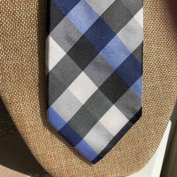 Chaps Men’s Blue Checkered Silk Necktie - Picture 1 of 12